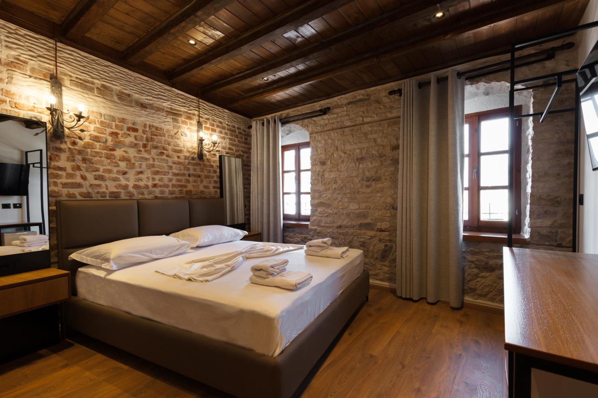 Furra Hotel Gjirokaster Luaran gambar