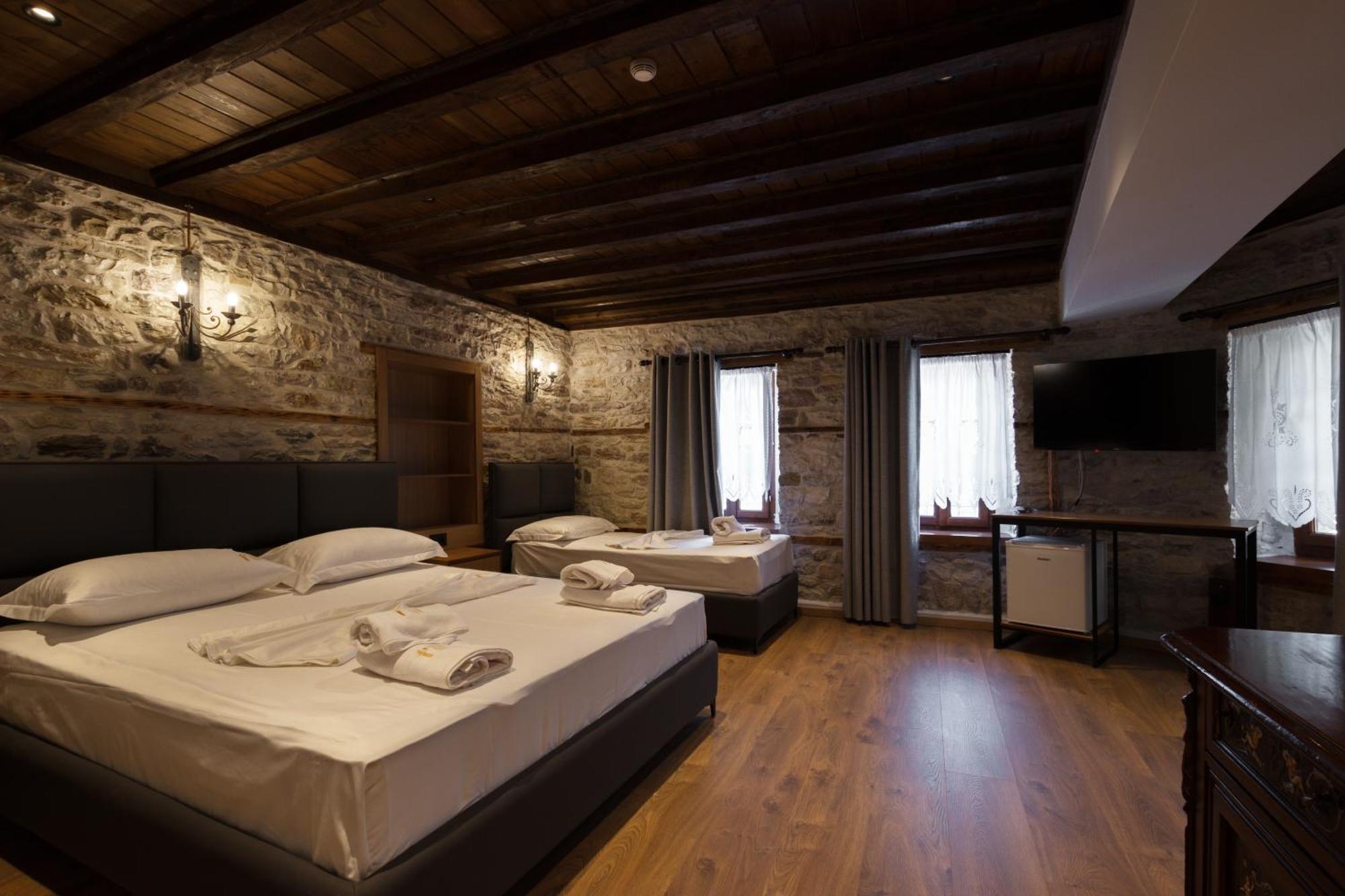 Furra Hotel Gjirokaster Luaran gambar