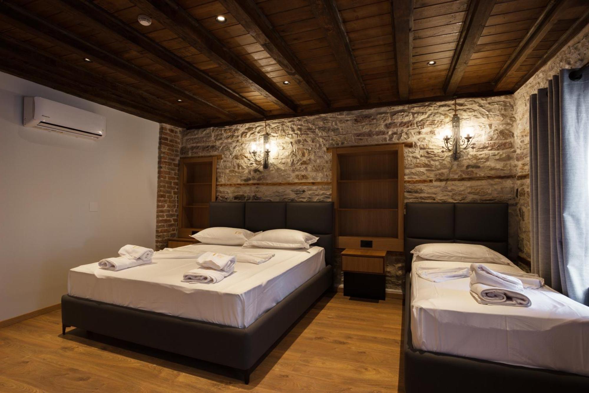 Furra Hotel Gjirokaster Luaran gambar